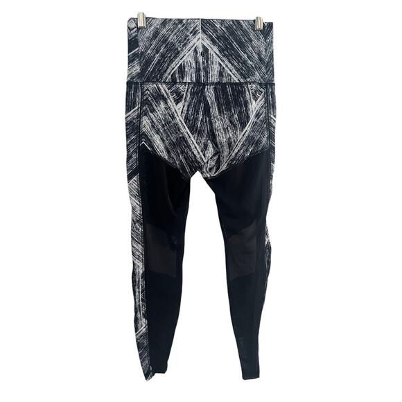 LULULEMON Hot To Street Pant Leggings •6•Heat Wave White Black 7/8 Length W5H73S - Picture 11 of 16